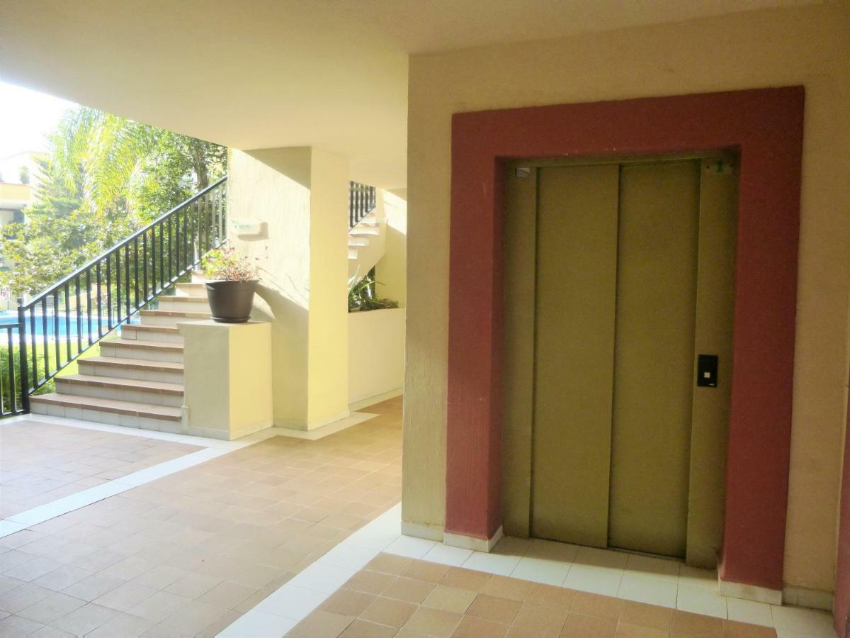 Romana Playa Apartamento Elviria Марбелья Экстерьер фото